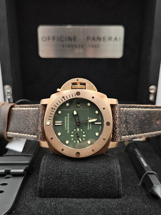 Panerai Luminor Submersible